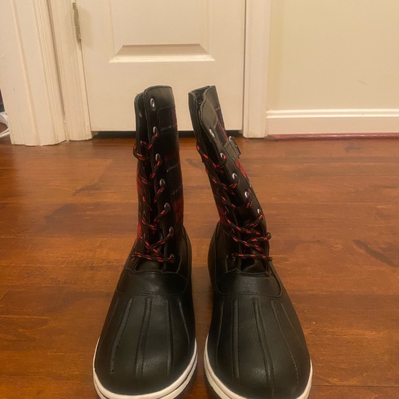 Winter Boot - Picture 3 of 6